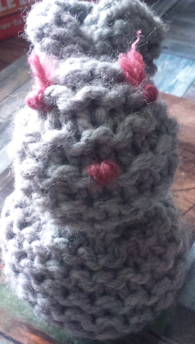 lapin en laine détails.JPG